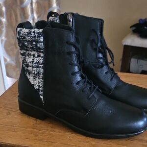 Stylish Black Women's Boots